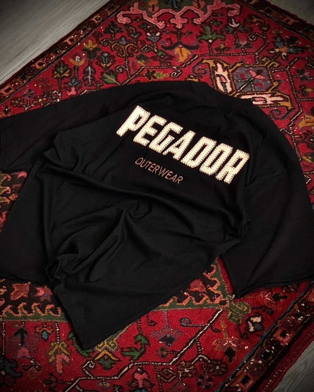 تیشرت برند pegador