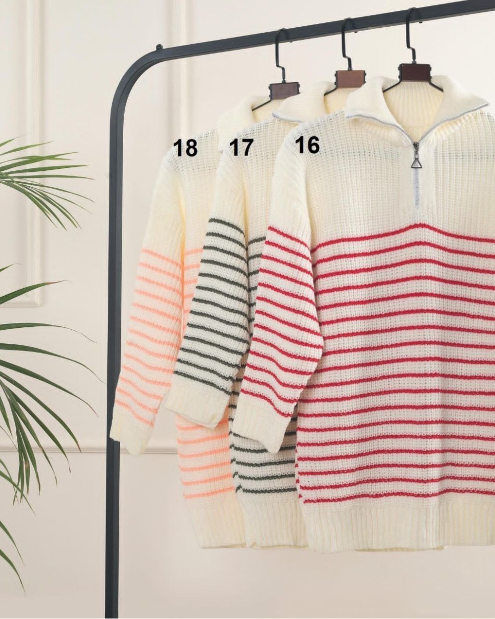 بلوز بافت زیپدار فندوقی کد ۴۰۱۴