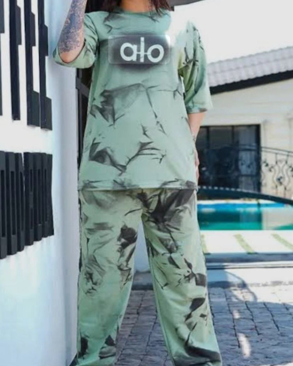 ست تیشرت شلوار پیستولری