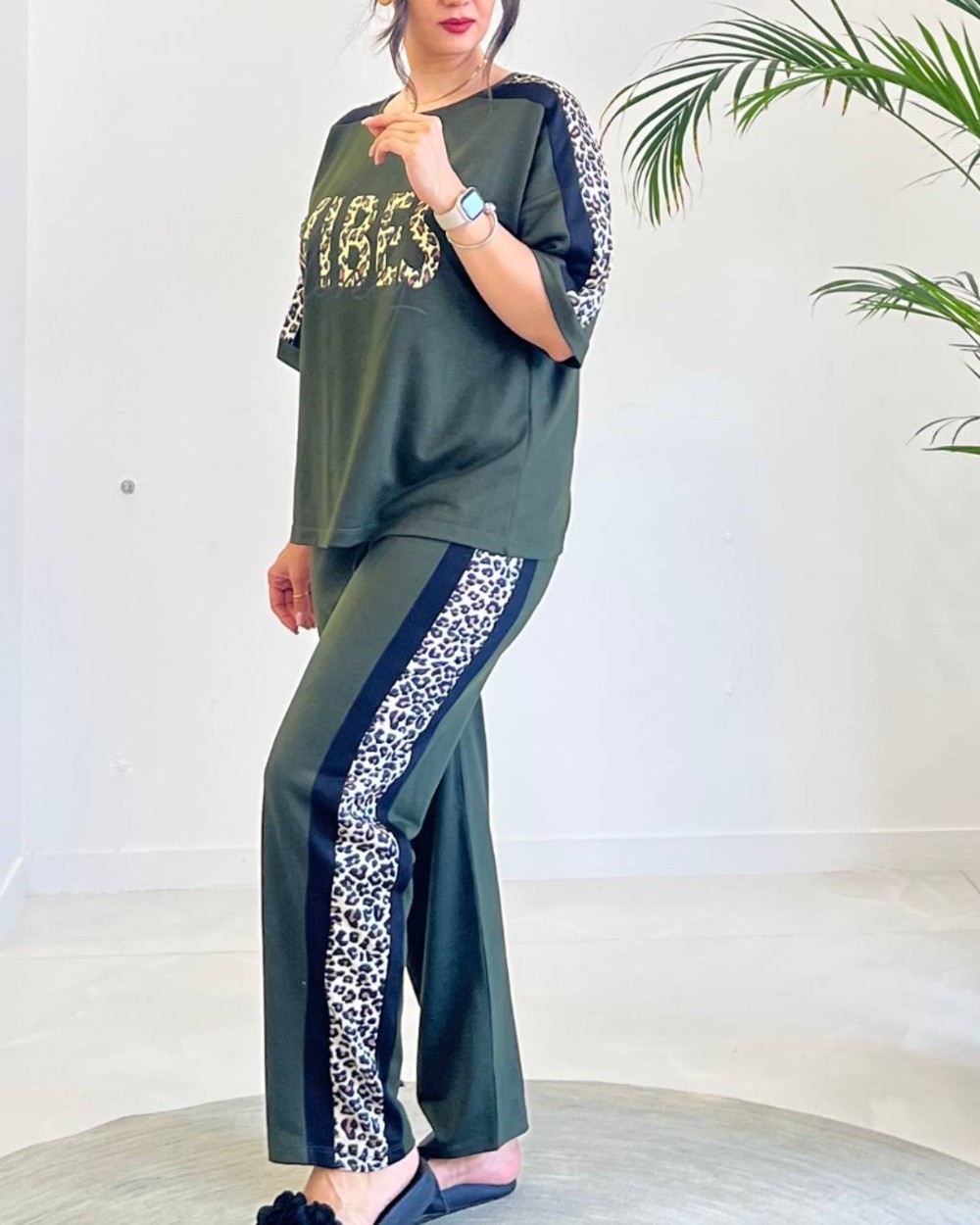 ست زنانه طرح vibes کد 10825