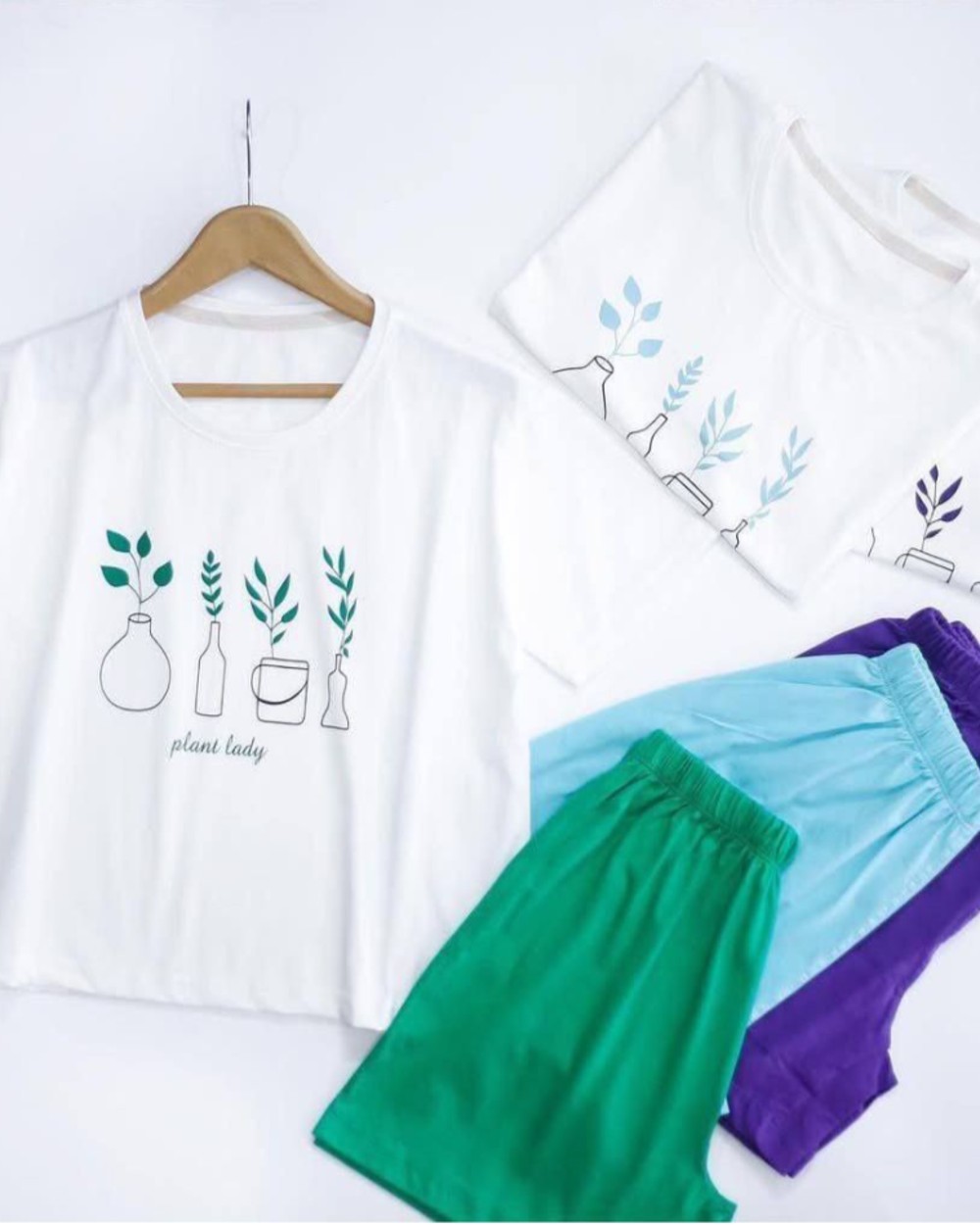 کراپ شلوارک گلدونی