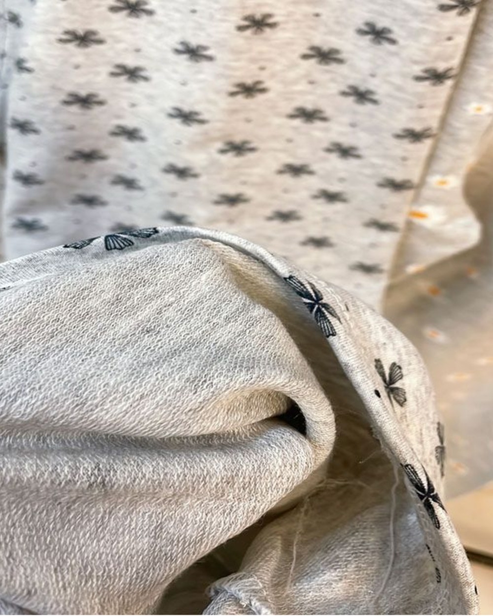 شلوار دورس طرح دار زنانه