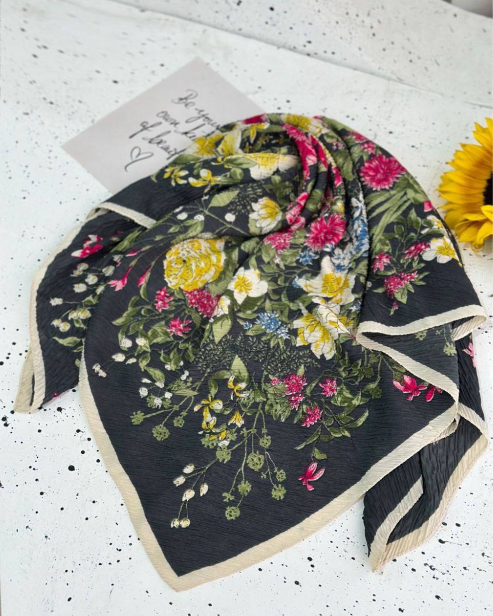 روسری پلیسه پاییزه