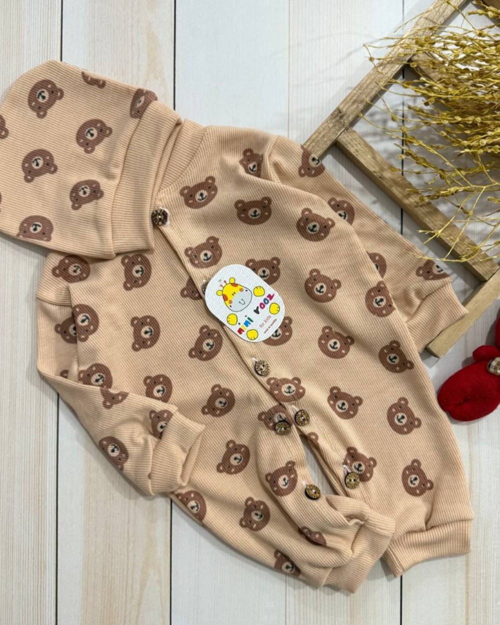 سرهمی و کلاه خرسی