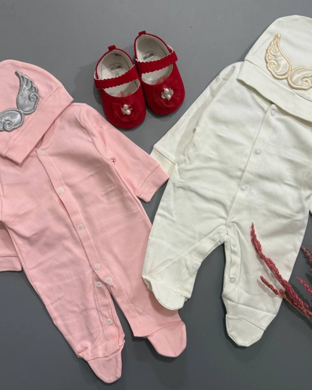 سرهمی جوراب دار و کلاه طرح فرشته