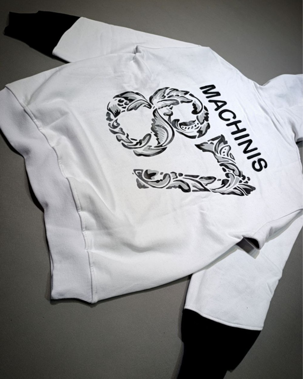 هودی تیکه دوزی شده