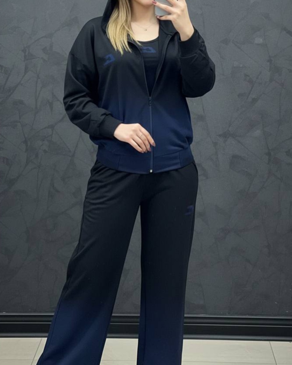 ست سه تیکه تاپ و سویشرت و شلوار