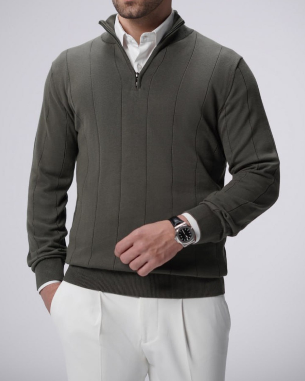 بافت نیم زیپ یقه ایستاده.